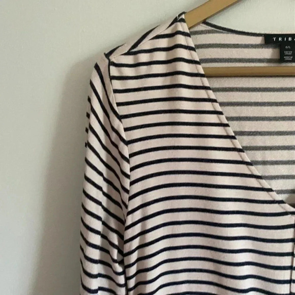 NWT Tribal Striped Front Knot Top - Picture 6 of 9